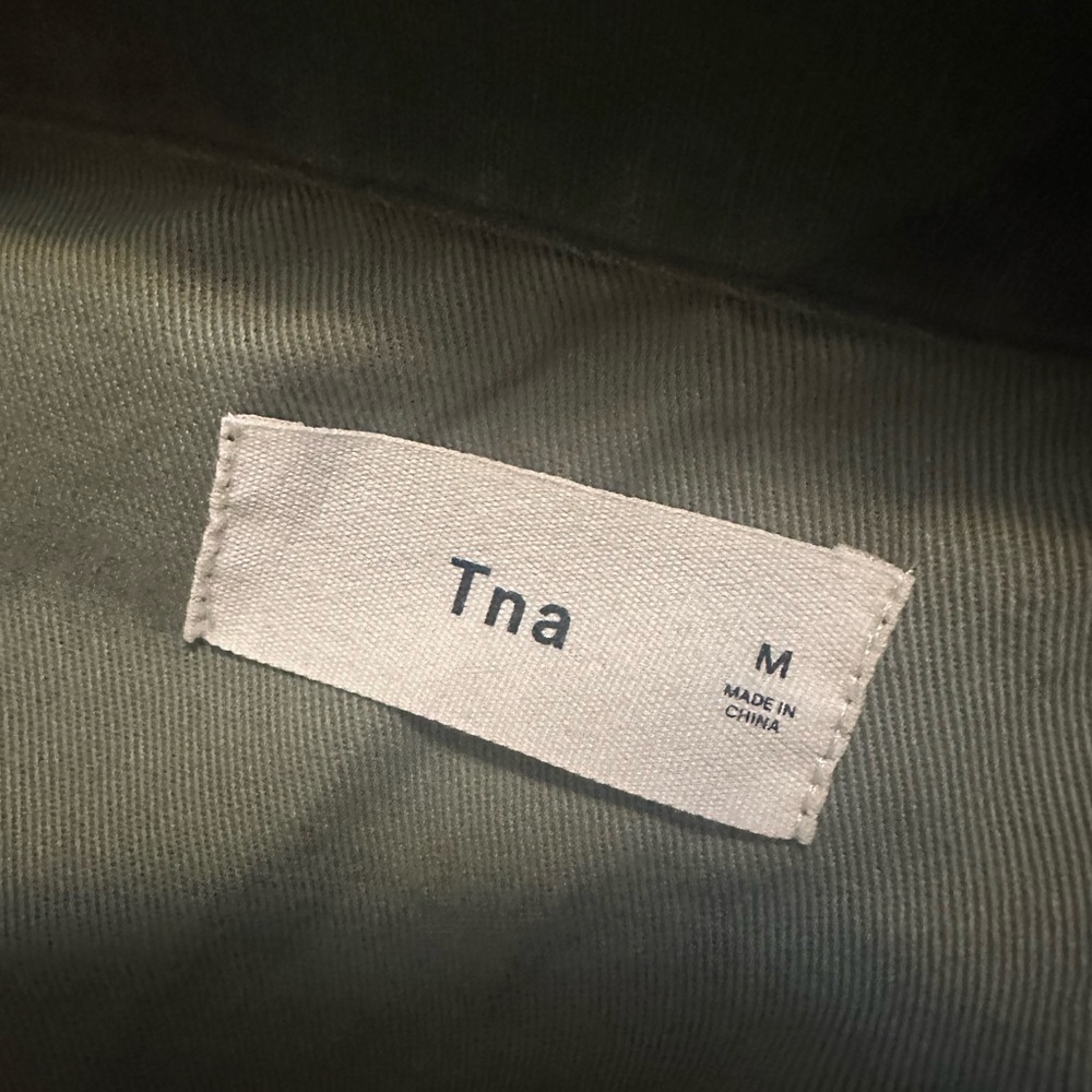 Aritzia TNA Molina Camo Jacket Size M - Picture 4 of 5
